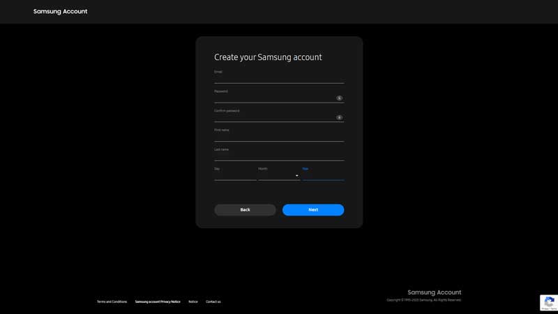 وارد کردن اطلاعات هویتی جهت ساخت حساب سامسونگ
